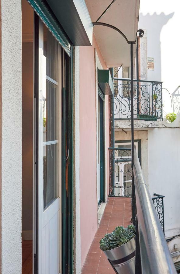Charming In Alfama Apartment *